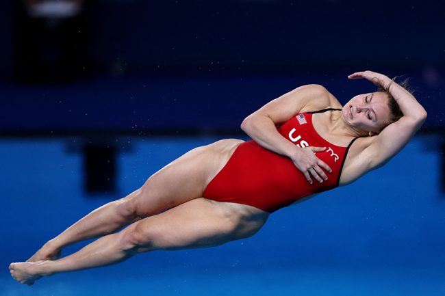 水面に叩きつけられた」 五輪飛込で女子選手を襲ったアクシデントに