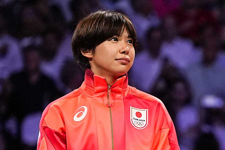 パリ五輪のフェンシング女子フルーレ団体で銅メダルを獲得した宮脇花綸【写真：ロイター】