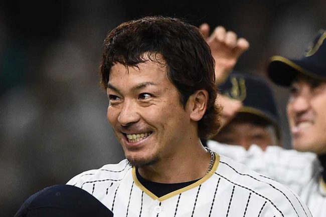 なんで日本にいるの…？」 松田宣浩がスポーツ用品店で偶然出会った盟友