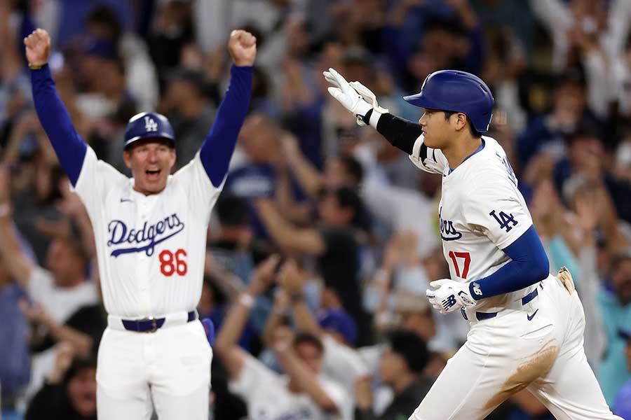 本拠地レイズ戦でサヨナラ40号満塁弾を放ったドジャースの大谷翔平【写真：Getty Images】