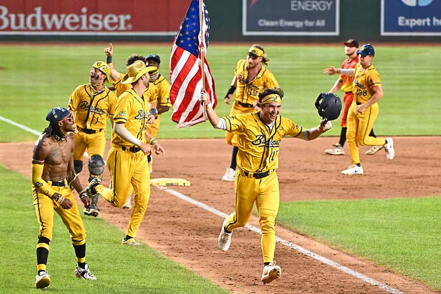 独自ルールの野球でエンターテイメント性を追求するサバンナ・バナナズ【写真：Getty Images】