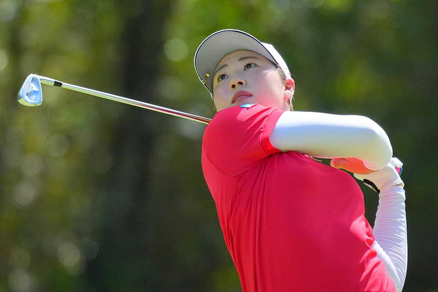 ソニー日本女子プロゴルフ選手権、最終日でプレーする竹田麗央【写真：Getty Images】