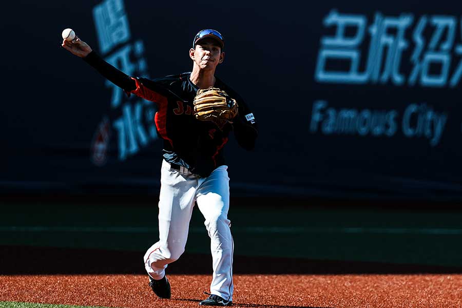 2大会連続優勝を果たした侍U-23の高橋隆慶【写真：Getty Images】