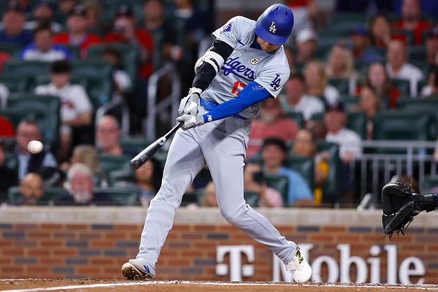 敵地ブレーブス戦で適時二塁打を放ったドジャースの大谷翔平【写真：Getty Images】