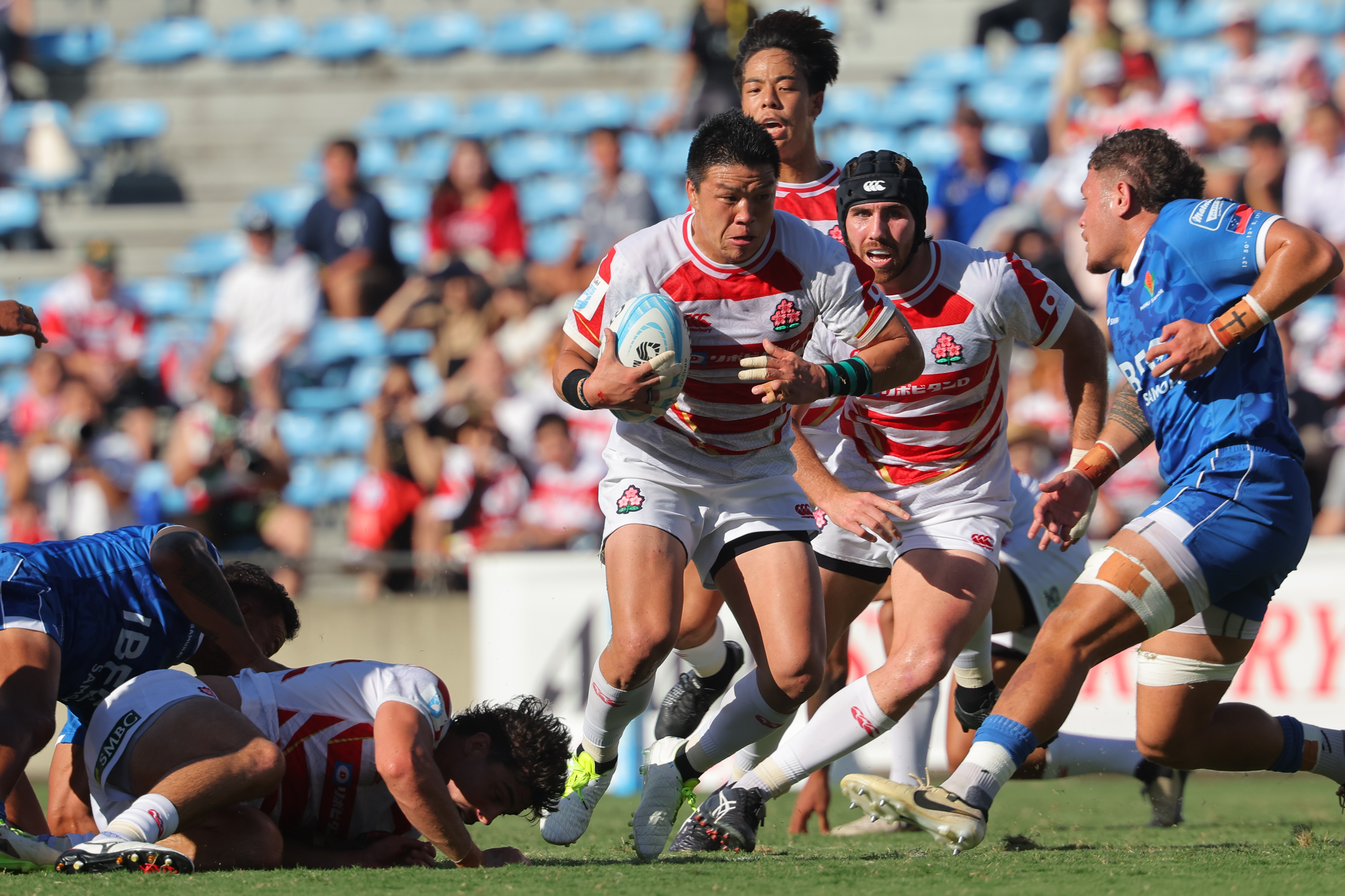 PNC準決勝でサモアを破った日本代表【写真：（C）JRFU】