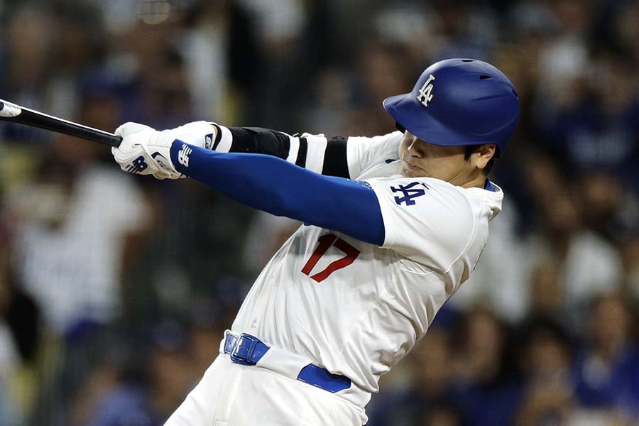 52号を放つドジャースの大谷翔平【写真：Getty Images】