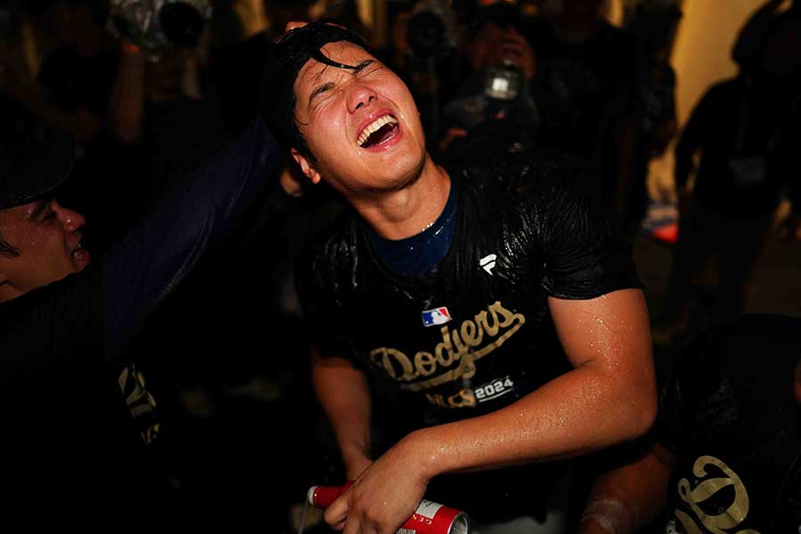 シャンパイファイトに参加したドジャースの大谷翔平【写真：Getty Images】