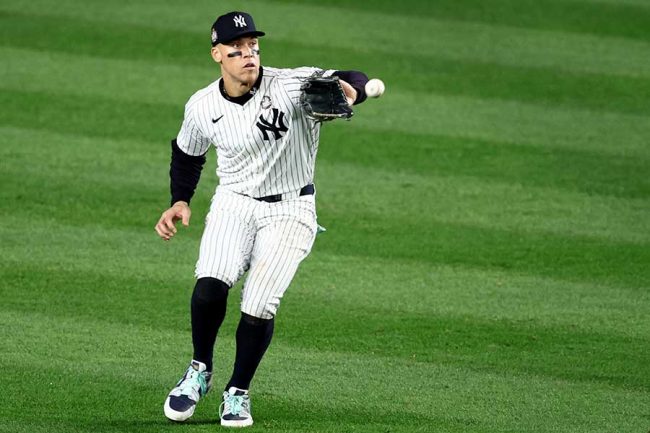 ドジャース優勝に繋がったまさかの1球が240万円 米メディア皮肉「不吉