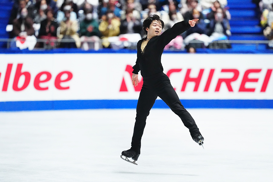 最終滑走で演技した鍵山優真【写真：荒川祐史】