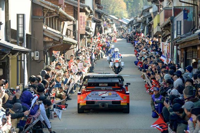 背景が日本の田舎なの好き」 ラリージャパン王者誕生のゴール地点がX