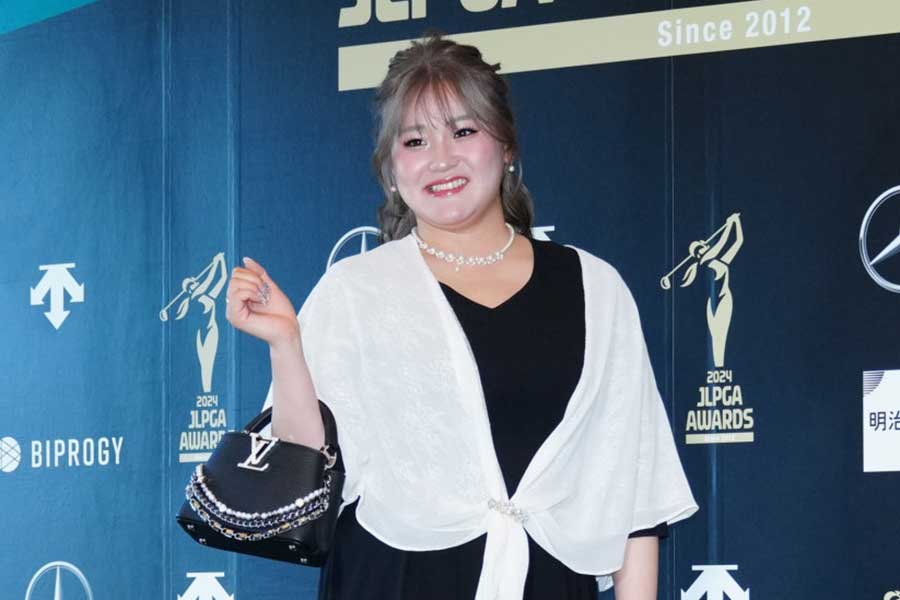 女子ゴルフの桑木志帆【写真:小林靖】