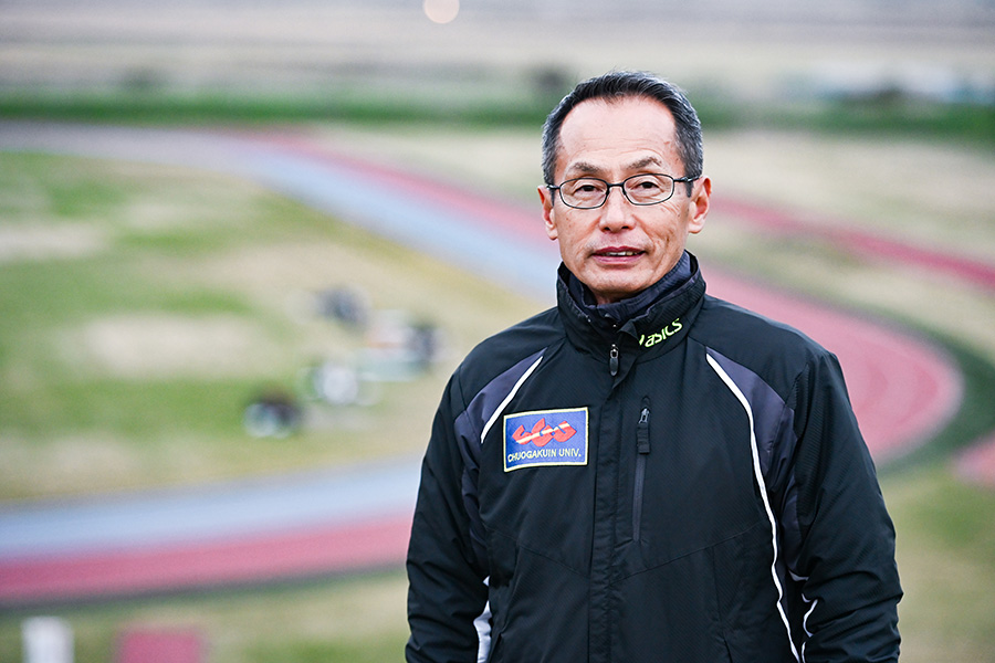 今回の箱根は3強以外混戦、川崎監督は「5位6位もあれば、15位もある」とみる【写真：中戸川知世】