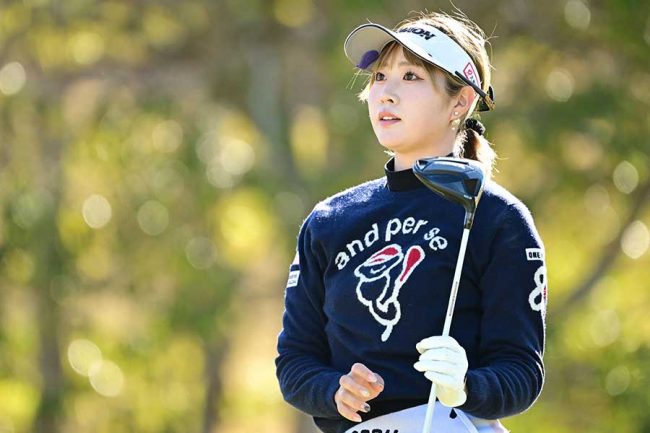 お姉さん、今いいですか？」 呼び止められた期待の女子ゴルファー都