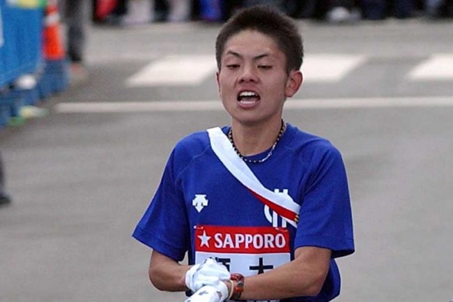 驚異の11人抜き、箱根駅伝の「1:09:12」に走った衝撃 実況アナが降臨