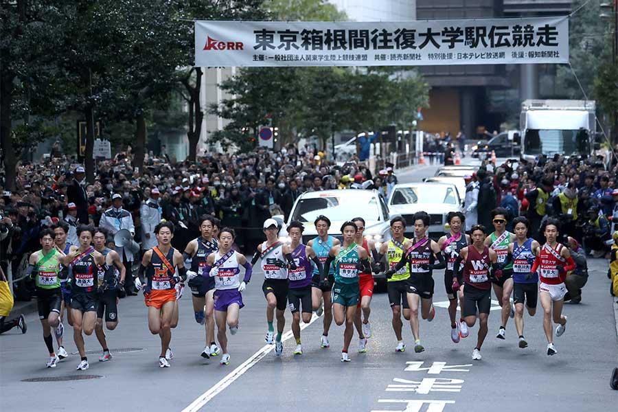 2025年の箱根駅伝【写真：産経新聞社】