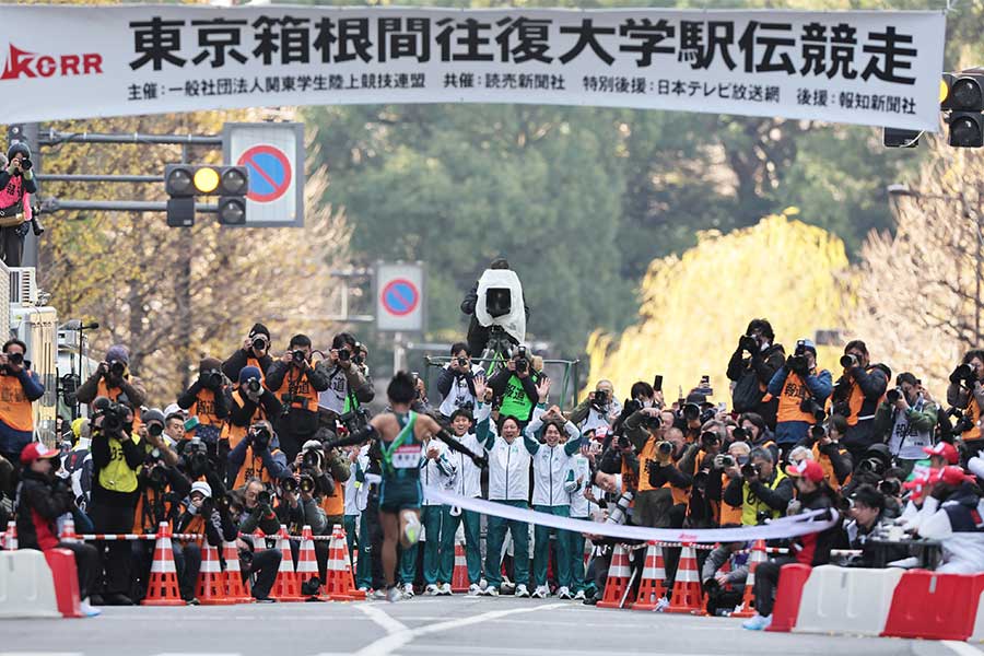 2025年の箱根駅伝【写真：産経新聞社】