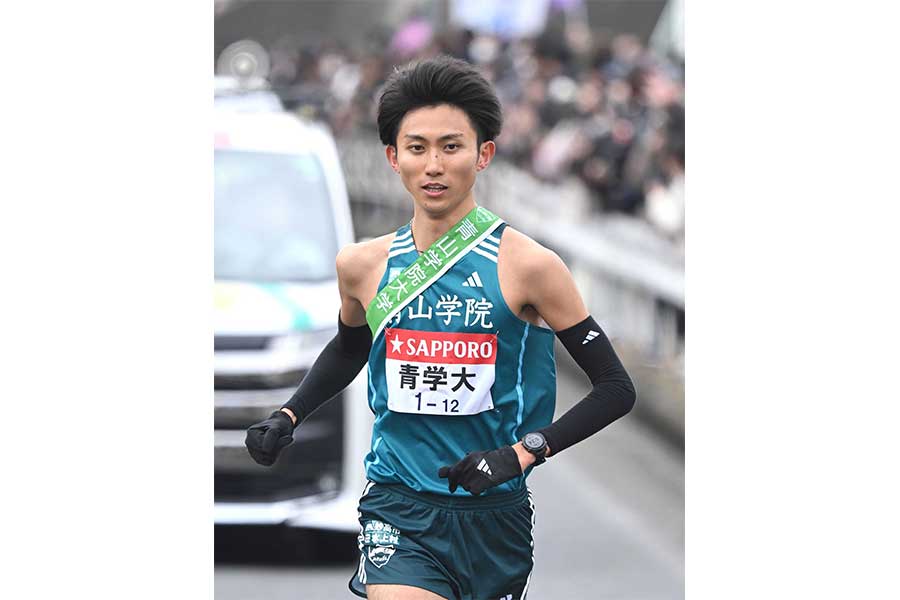 9区を力走した青学大・田中悠登【写真：産経新聞社】