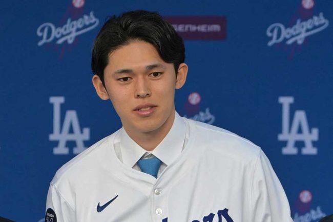 透ける騒動から1年「見て！」 ドジャースのユニホームに米歓喜の理由