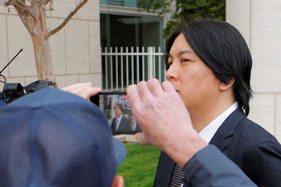 カリフォルニア州サンタアナの連邦地裁に出廷する水原一平被告【写真：ロイター】
