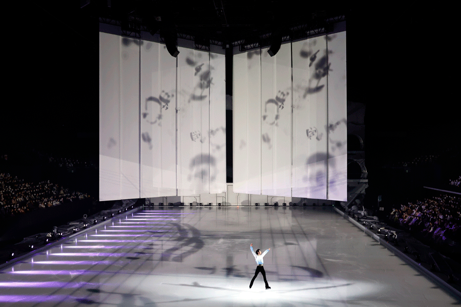 自ら制作総指揮。演出、照明などにもこだわり抜いた【写真：（C）Echoes of Life Official】