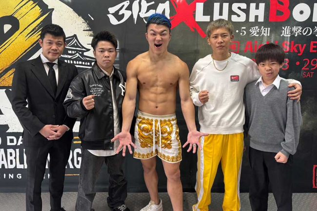 ボクシングポスター 亀田興毅 世界王座初防衛戦 亀田流 【公式通販】