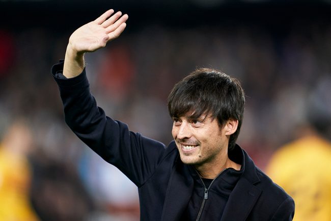 年俸17億円、都内で豪華日本食を堪能したサッカー大物に羨望集まる
