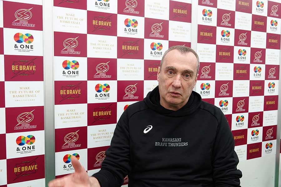 取材に応じたギンズブルグHC【写真:編集部】