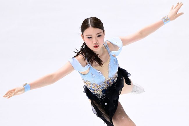 イメチェン紀平梨花の最新ジャンプに喝采 2季全休から「回復してる