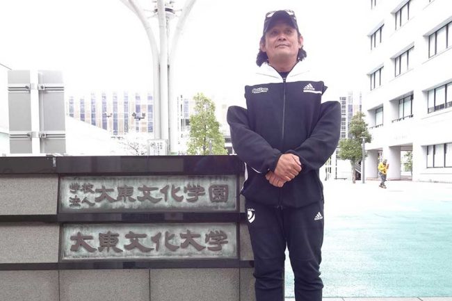 大学ラグビー関東王者が歌舞伎町で朝からゴミ拾い 異色の活動のウラに