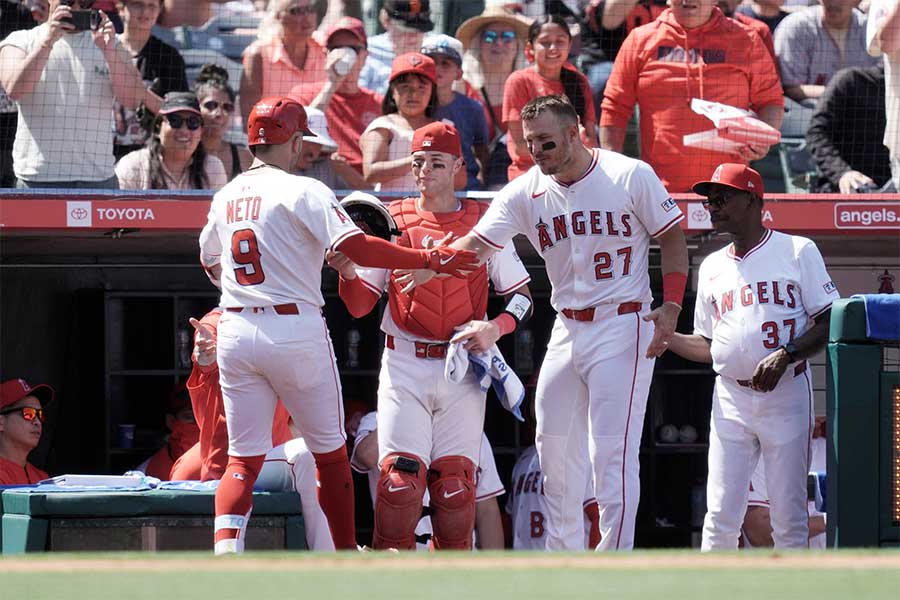 エンゼルスの選手たち【写真：ロイター】