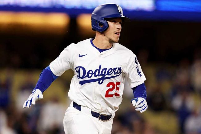 ド軍サヨナラ勝ち直後に爆笑珍事 「ハハハハ！なんてこった！」殊勲