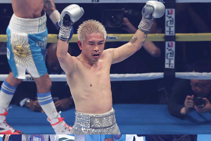 井岡一翔【写真：高橋学】