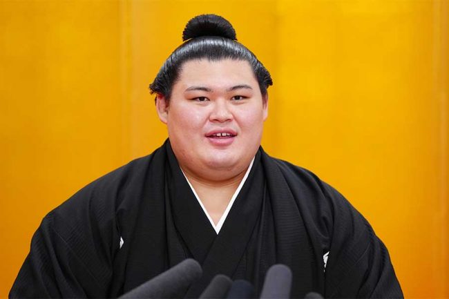 結婚会見みたい」 新横綱・大の里と見つめ合った元人気横綱に反響