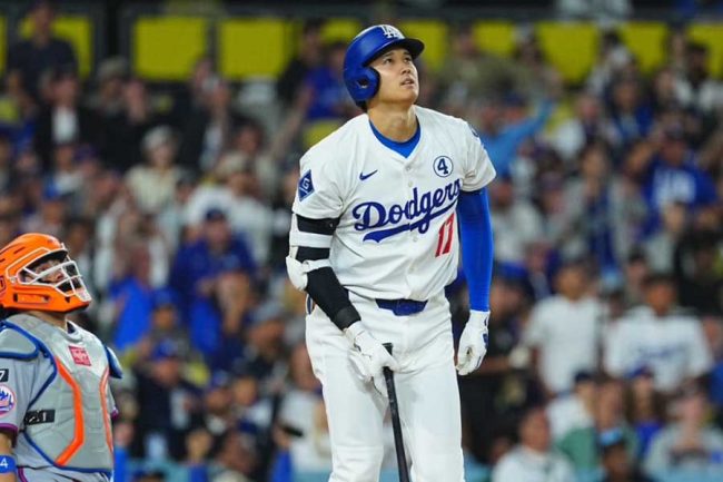 大谷129m弾→放送中にコメント殺到「天国に届いてる」「涙腺が」 長嶋