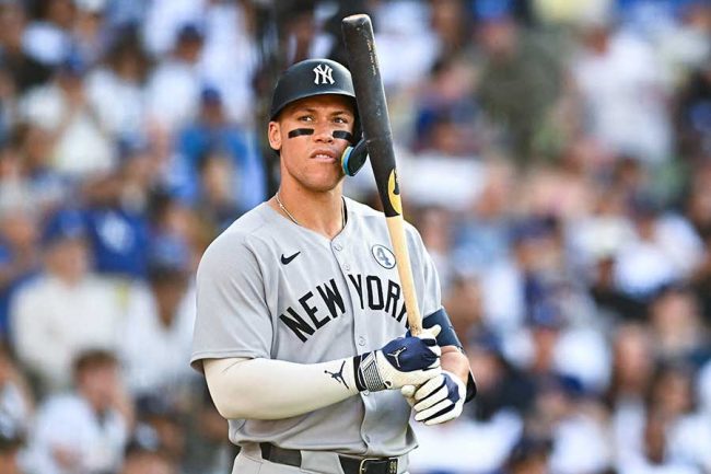 ヤ軍ジャッジ、遠征で「ホテルに籠る」理由を告白 「問題は身長」201cm