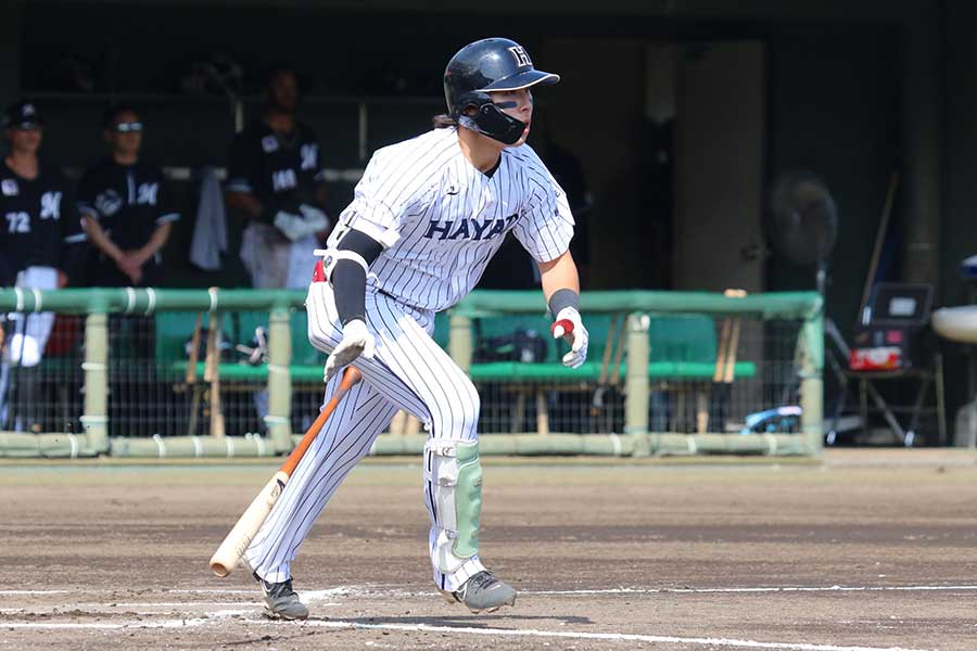 チャン・ヒョンジンはNPB1軍級の投手との対戦経験が買われた【写真：羽鳥慶太】