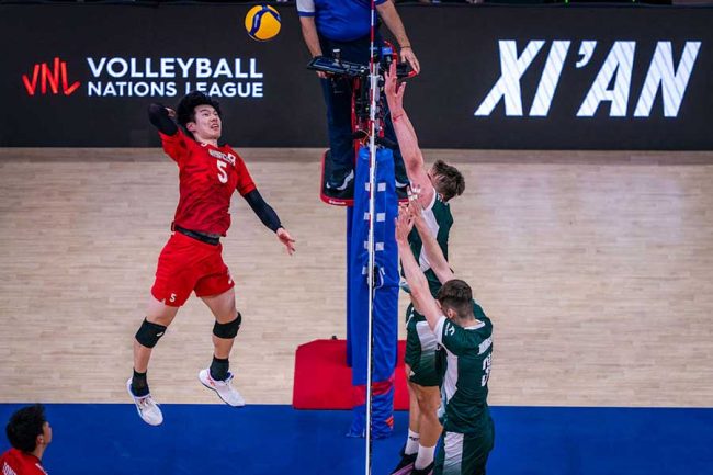 バレー日本戦で「アー！」敵選手を襲った悲運 スパイクで負傷も海外