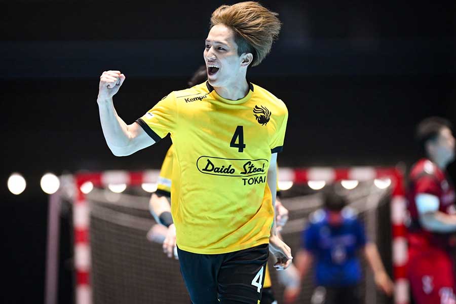 両チーム最多の12得点をあげた藤坂尚輝【写真：中戸川知世】