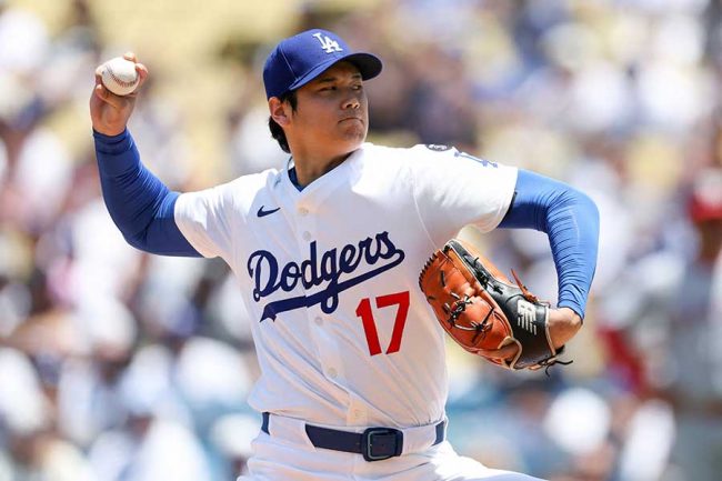 大谷翔平もマウンド上でガッツポーズ 新加入30歳の美技に相次ぐ感謝