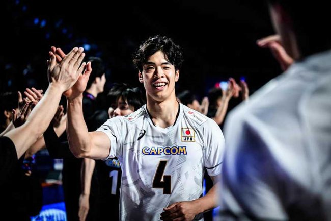 凄い曲がる～」バレー日本、190cmエースの