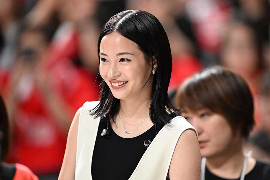 オランダ代表戦に姿を見せた広瀬すず【写真：徳原隆元】