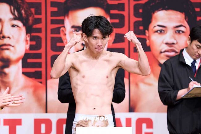 世界初挑戦の高見亨介「生意気でいきます」 詰め寄る王者に思わず笑み