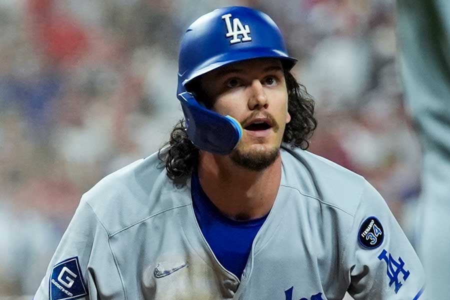 ジェームズ・アウトマン【写真：ロイター】