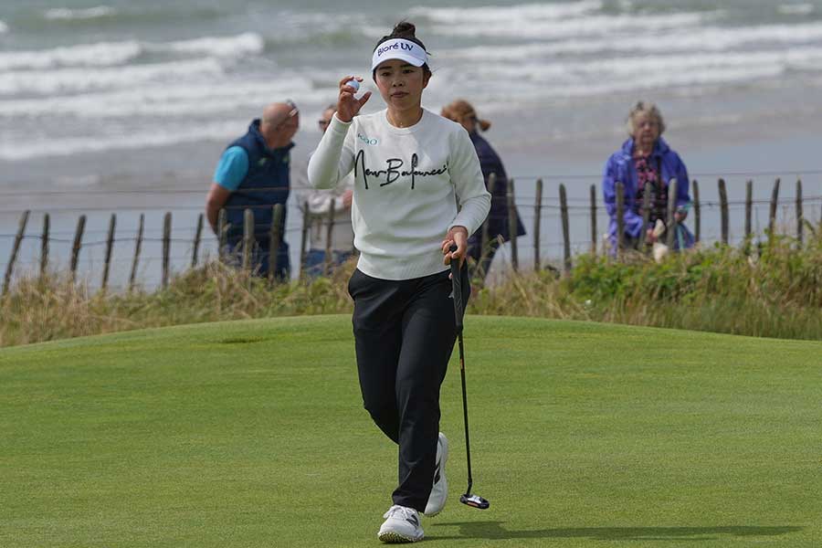 AIG全英女子オープン3日目でプレーする山下美夢有【写真：AP/アフロ】