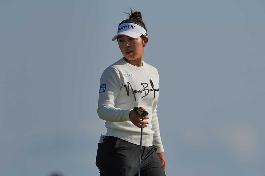 AIG全英女子オープン3日目でプレーする山下美夢有【写真：AP/アフロ】