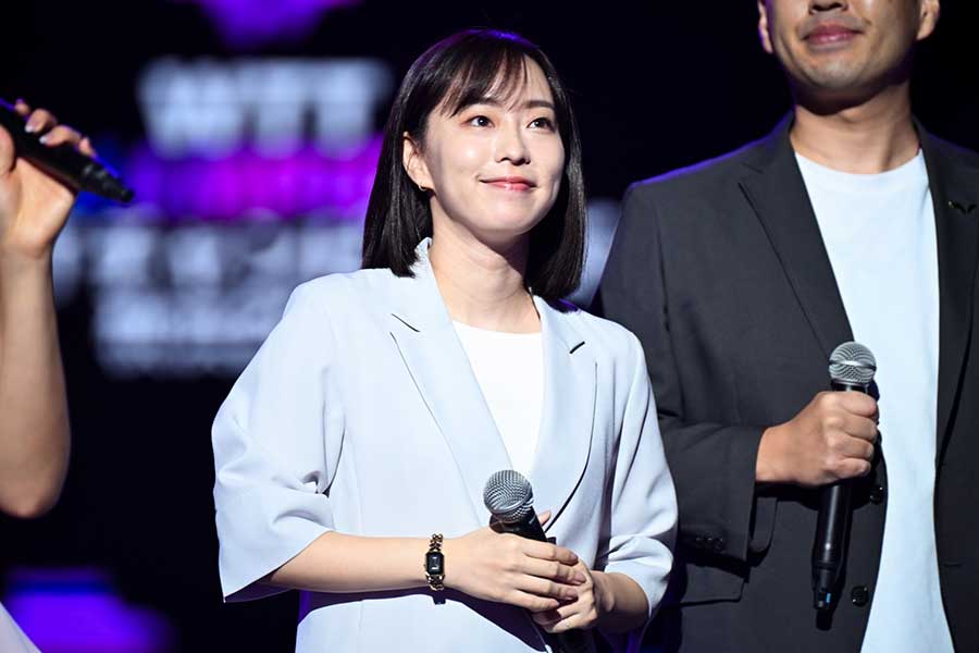 WTTチャンピオンズ横浜の会場に登場した石川佳純さん【写真：中戸川知世】