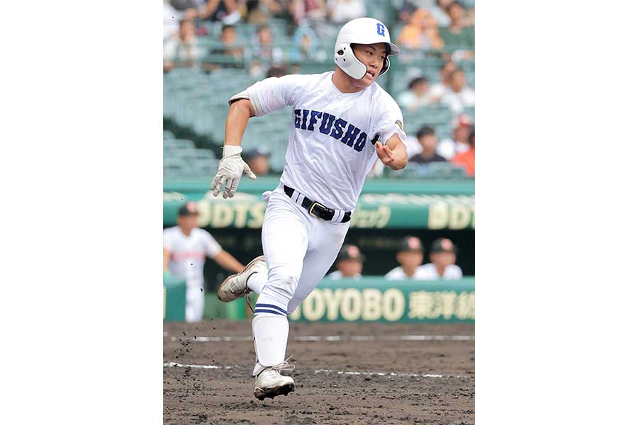 県岐阜商の横山温大【写真：スポーツ報知/アフロ】