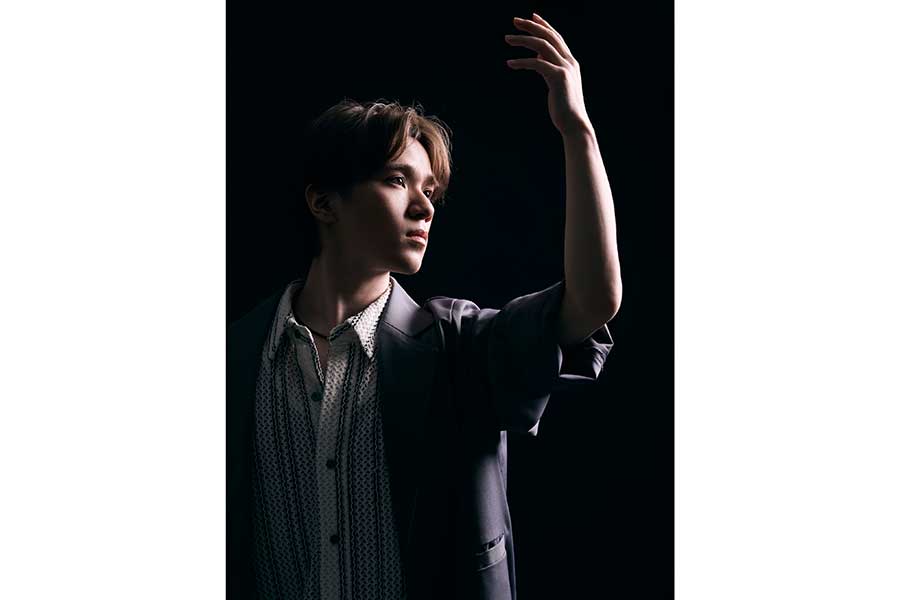 アイスショーを作り上げるのは選手時代と「別もの」と明かす【写真：矢口亨】