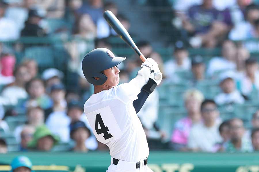 沖縄尚学の比嘉大登【写真：産経新聞社】