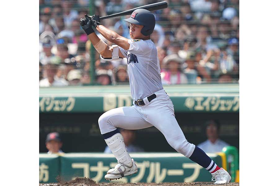 横浜の阿部葉太【写真：産経新聞社】